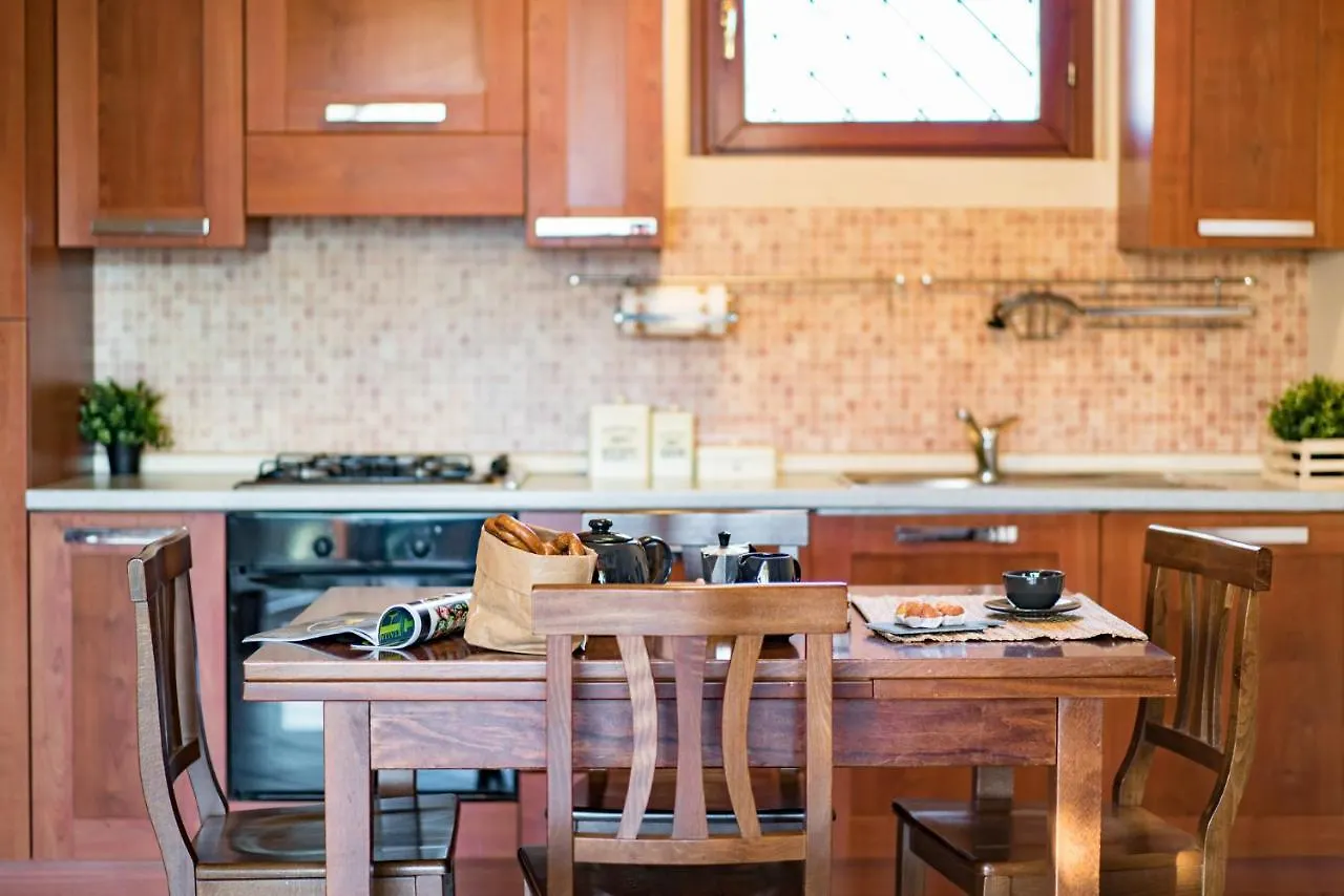 Gardappartamenti Artisti Pool Desenzano del Garda Apartamento