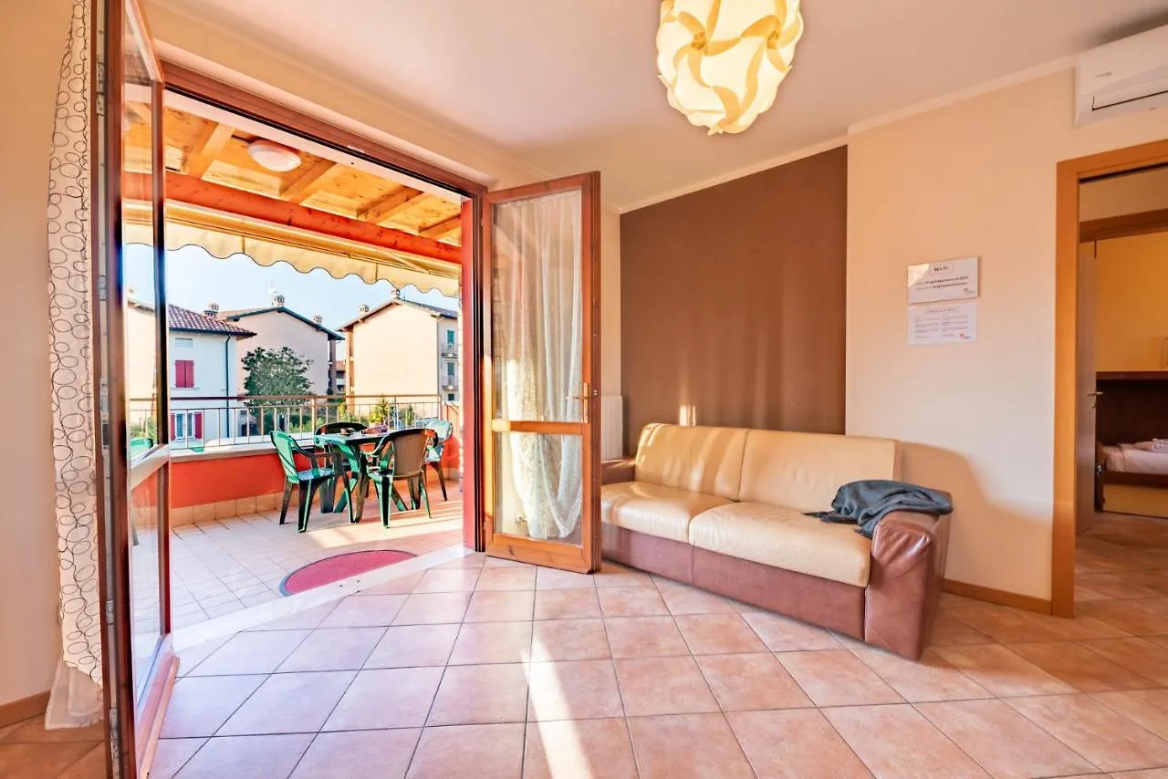 Gardappartamenti Artisti Pool Desenzano del Garda 0*,  Italien